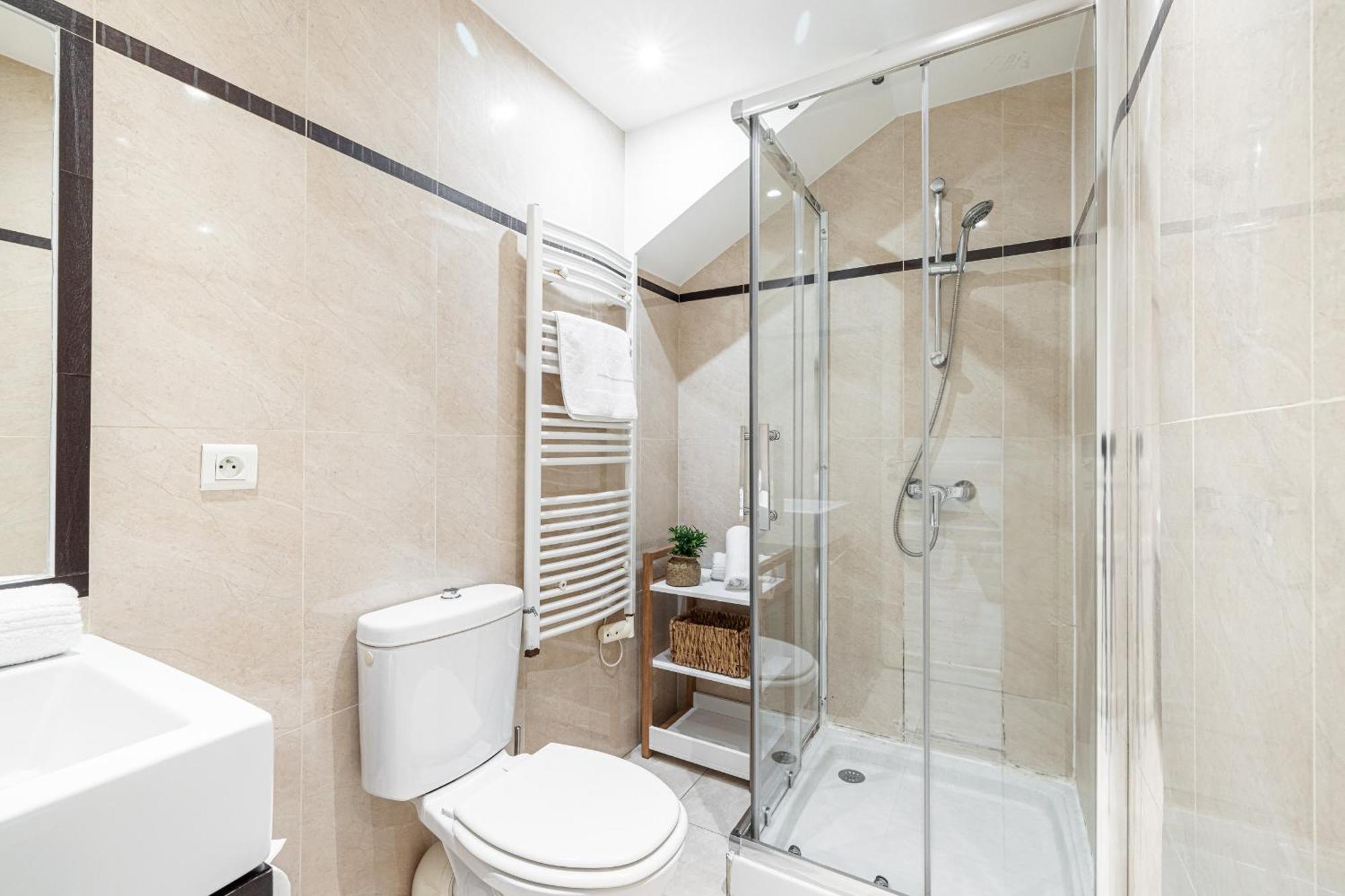 Appartement Massena Street - 1 Bdr Duplex With Ac & Parking à Nice Extérieur photo